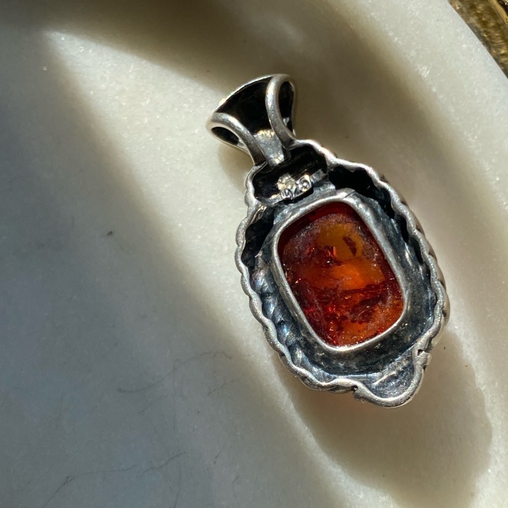 925 Sterling Silver Amber pendant - Picture 3 of 6